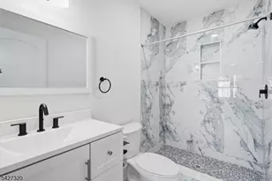 301 Chilton St, Elizabeth, NJ 07208 - Photo 11