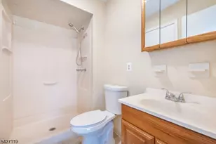 1006 Bryan Ct, Mine Hill Twp., NJ 07803 - Photo 15