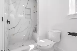 307 Chilton St, Elizabeth, NJ 07208 - Photo 27