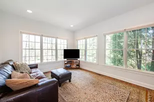 32 Independence Dr, Bernards Township, NJ 07920 - Photo 11