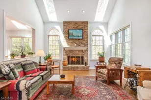 32 Independence Dr, Bernards Township, NJ 07920 - Photo 3