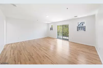 336 S 10th St, Newark, NJ 07103 - Photo 17