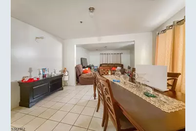 336 S 10th St, Newark, NJ 07103 - Photo 9