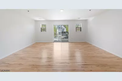 336 S 10th St, Newark, NJ 07103 - Photo 19