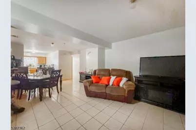 336 S 10th St, Newark, NJ 07103 - Photo 7