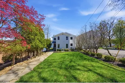 105 Maxim Dr, Hopatcong, NJ 07843 - Photo 31