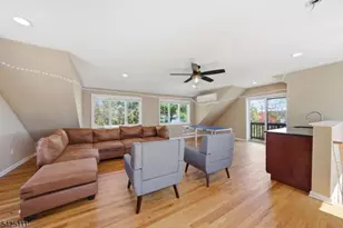 105 Maxim Dr, Hopatcong, NJ 07843 - Photo 29