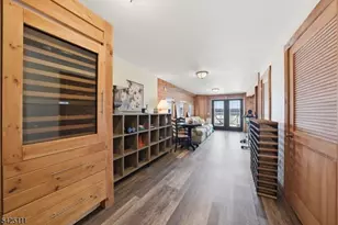 105 Maxim Dr, Hopatcong, NJ 07843 - Photo 25