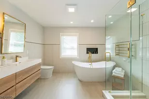 43 Alexander Ave, Montclair, NJ 07043 - Photo 25