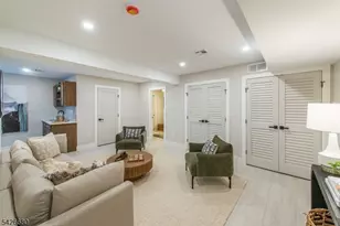 43 Alexander Ave, Montclair, NJ 07043 - Photo 37