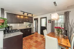 257 McCosh Rd, Clifton, NJ 07043 - Photo 9