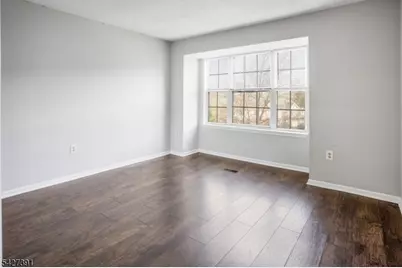 166 Sapphire Ln, Franklin Township, NJ 08823 - Photo 23
