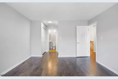 166 Sapphire Ln, Franklin Township, NJ 08823 - Photo 27