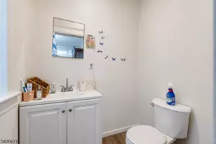 63 St Paul Ave, Newark, NJ 07106 - Photo 9