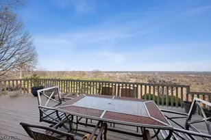 142 Deer Run, Green Brook Township, NJ 07069 - Photo 37