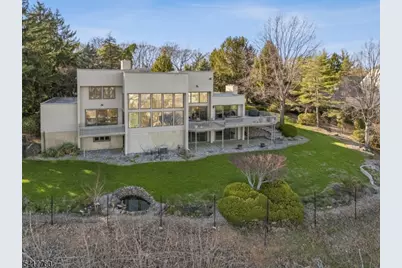 142 Deer Run, Green Brook Township, NJ 07069 - Photo 3