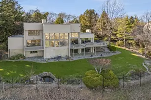 142 Deer Run, Green Brook Township, NJ 07069 - Photo 3
