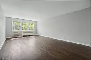 24 Hutton Ave, West Orange Township, NJ 07052 - Photo 7
