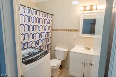54 Bloomfield Ave, Paterson, NJ 07503 - Photo 9