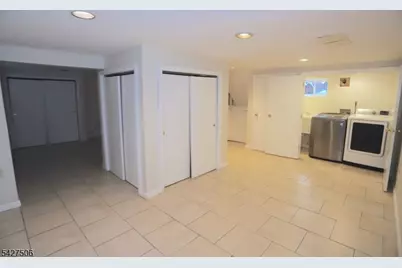 20 Woodland Ave, Nutley, NJ 07110 - Photo 33