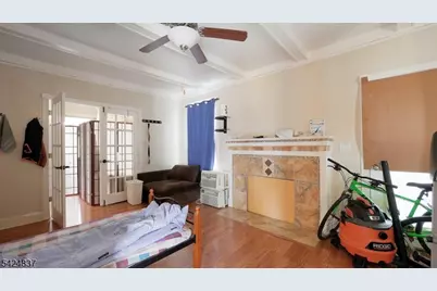 260 S Washington Ave, Dunellen, NJ 08812 - Photo 7