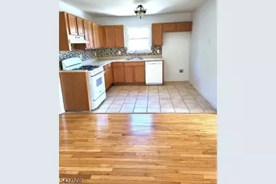 1083 Lafayette St, Elizabeth, NJ 07201 - Photo 5