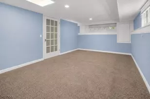717 Galvin Ave, Roselle, NJ 07203 - Photo 23