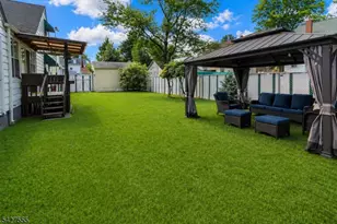 717 Galvin Ave, Roselle, NJ 07203 - Photo 29