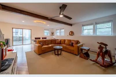 44 Venetian Dr, Jefferson Township, NJ 07849 - Photo 3
