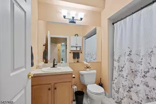 9224 Richmond Rd, West Milford, NJ 07480 - Photo 17