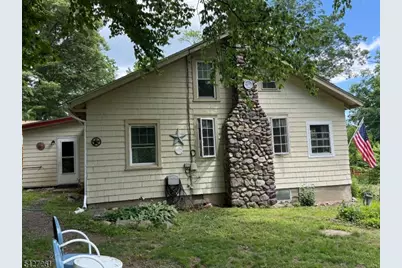 29 Lakeside Rd, West Milford, NJ 07421 - Photo 3