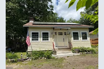 29 Lakeside Rd, West Milford, NJ 07421 - Photo 5