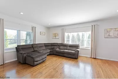 26 Swan Ln, Jefferson Township, NJ 07849 - Photo 15