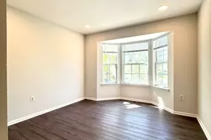 111 Columbus Dr, Franklin Township, NJ 08823 - Photo 15