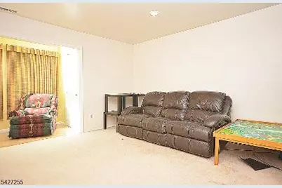 80 Oswestry Way #80, Franklin Township, NJ 08873 - Photo 5