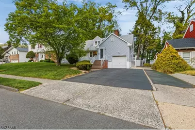 555 Riverside Dr, Elizabeth, NJ 07208 - Photo 1
