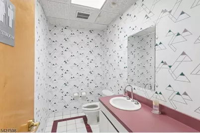 1299 US Highway 22, Mountainside, NJ 07092 - Photo 25