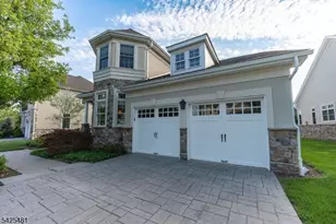 19 Betsy Ross Dr, Warren Township, NJ 07059 - Photo 5
