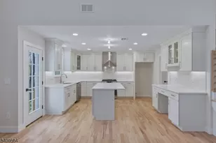 29 Bracken Hill Rd, Hardyston Township, NJ 07419 - Photo 7