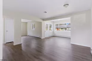 8 S Heron, Manchester Township, NJ 08759 - Photo 5