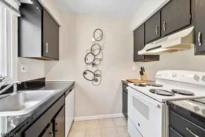 15 Village Way #4, Vernon Twp., NJ 07462 - Photo 7
