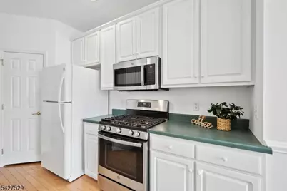 1303 Johnson Dr #1303, Rockaway Township, NJ 07866 - Photo 3