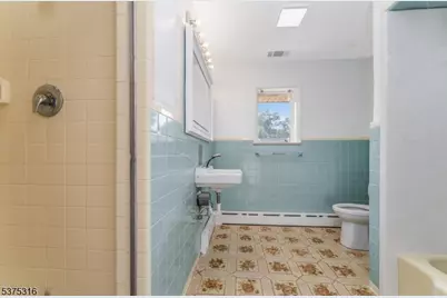2431 State Route 57 W, Franklin Township, NJ 07882 - Photo 11