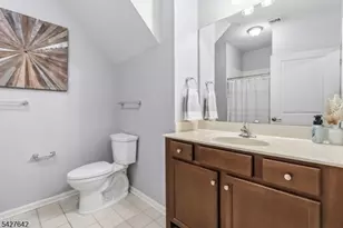307 Waterview Ct, Hanover Township, NJ 07927 - Photo 9