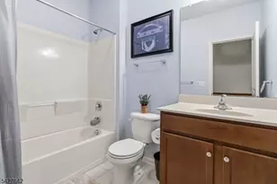 307 Waterview Ct, Hanover Township, NJ 07927 - Photo 13