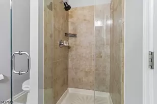 307 Waterview Ct, Hanover Township, NJ 07927 - Photo 17