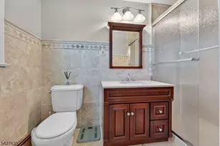 271 E Mt Pleasant Ave, Livingston, NJ 07039 - Photo 17