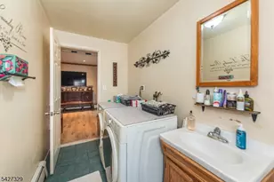 10 Evers Ct, Wayne, NJ 07470 - Photo 3