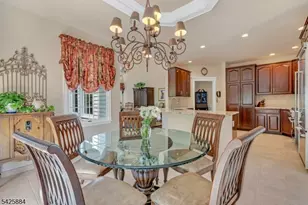 15 Fieldstone Ct, East Hanover Township, NJ 07936 - Photo 15