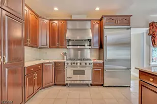 15 Fieldstone Ct, East Hanover Township, NJ 07936 - Photo 11